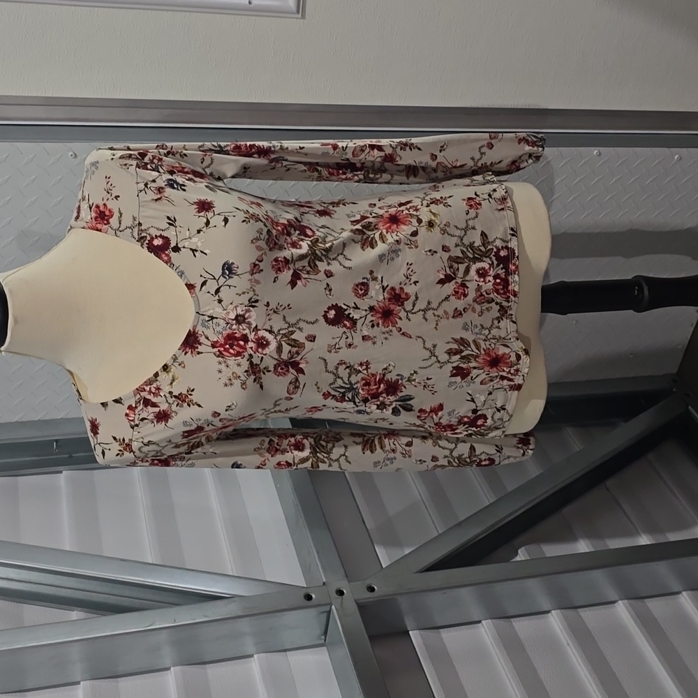 DAYTRIP TOP SIZE SMALL FLORAL PRINT